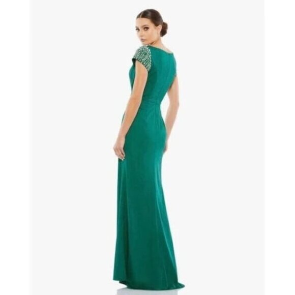 Ieena Mac Duggal Emerald Green Beaded Cap Sleeve Column Gown - Picture 2 of 3